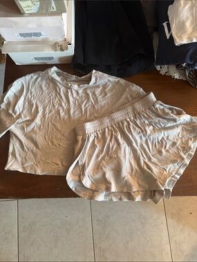 Light Beige Ribbed Lounge Set - Crop Top & Shorts